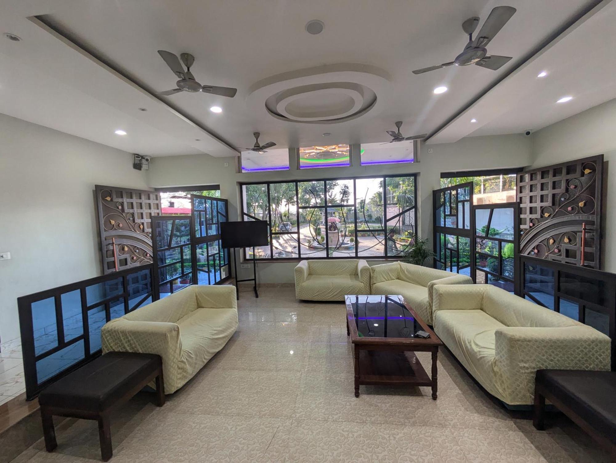 Ramnagar  Kishori Vatika酒店 外观 照片